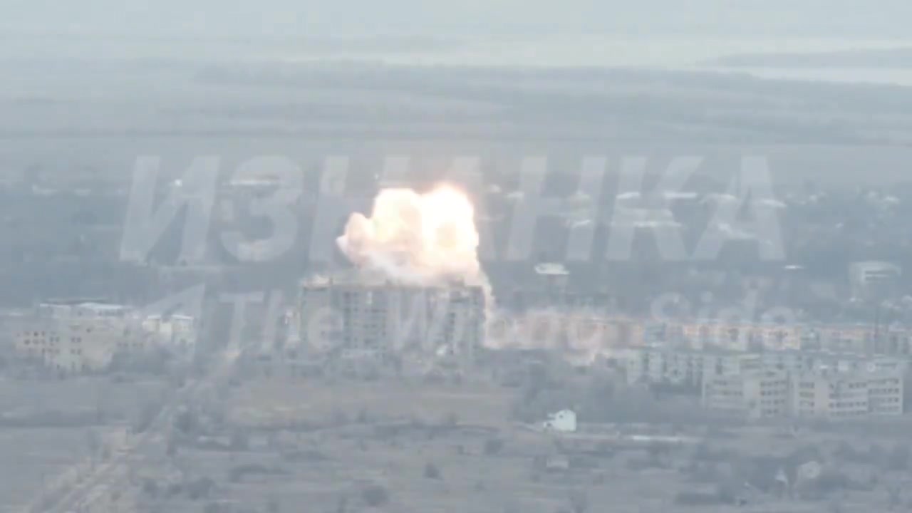 Strikes with aerial guided bombs, continue across frontline