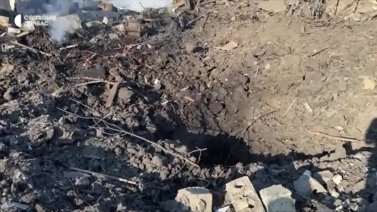 Destruction in Selydove as result of shelling