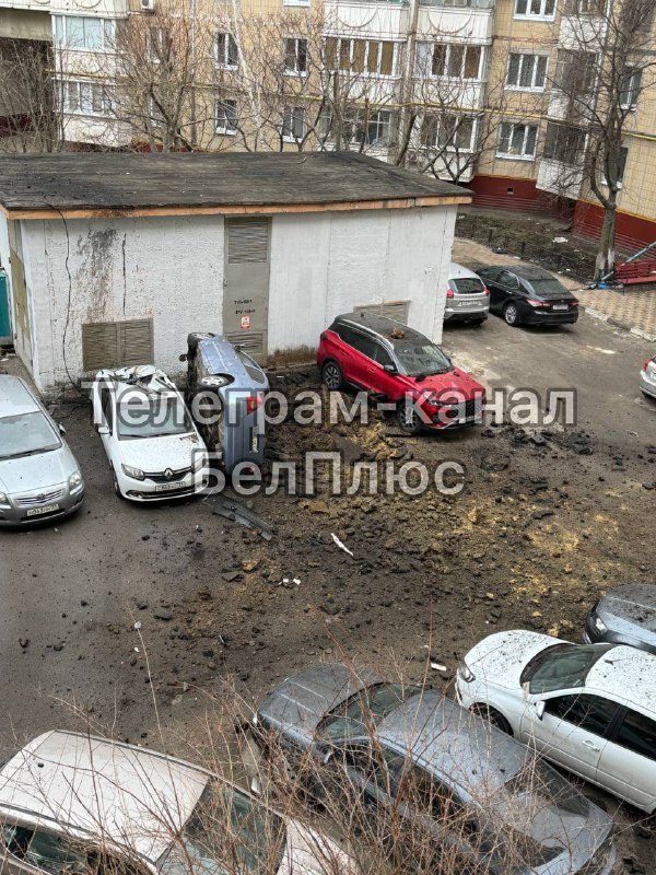 A vehicle on fire as result of shelling in Belgorod 