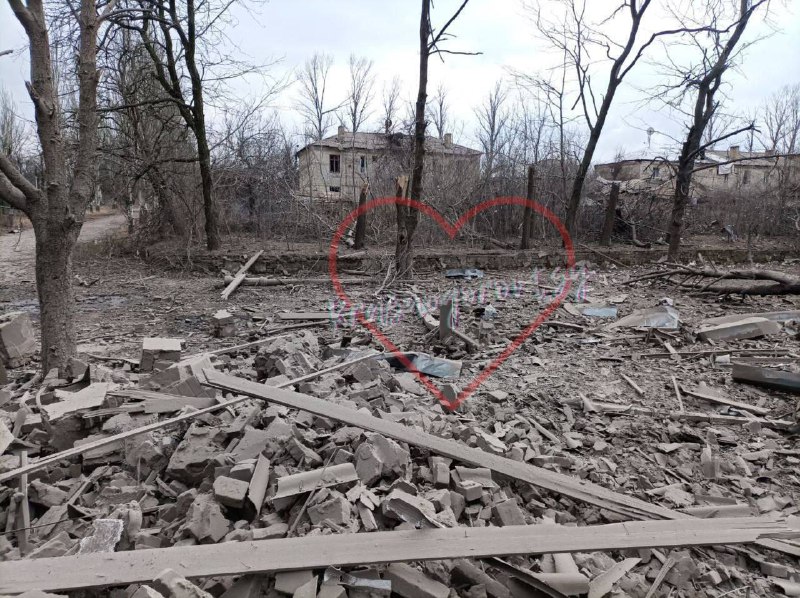 Destruction as result of shelling in Krasnohorivka