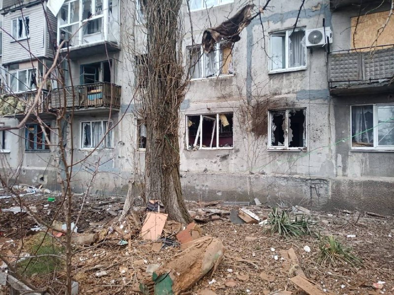 Damage in Hirnyk of Donetsk region as result of shelling