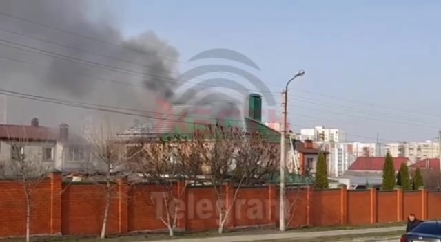 Fire in Belgorod after explosions, Russian Ministry of Defense reports several projectiles were shot down