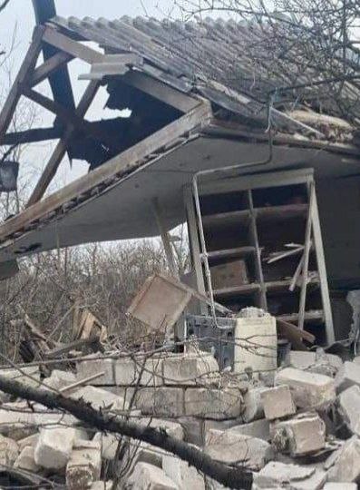 Destruction in Toretsk as result of Russian airstrikes