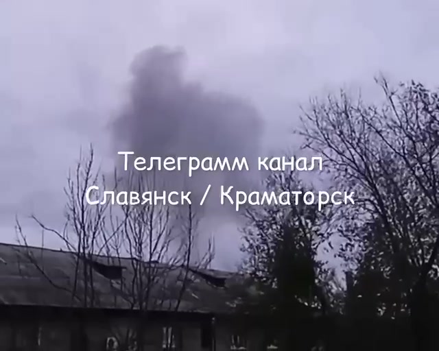 Airstrikes in the area of Sloviansk power plant